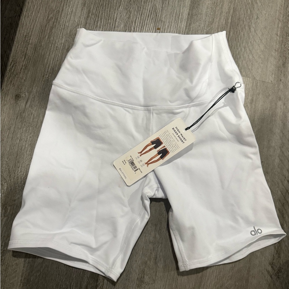 ALO Yoga Women's White Bike Shorts